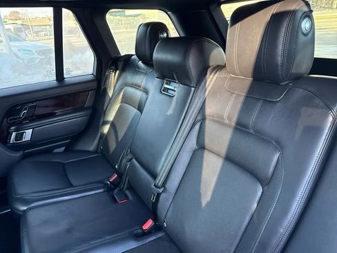 Used 2020 Land Rover Range Rover HSE image 30