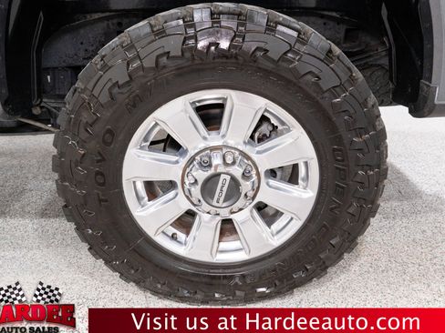 Used 2018 Ford F250 Platinum w/ Platinum Ultimate Package AWD/4WD image 10