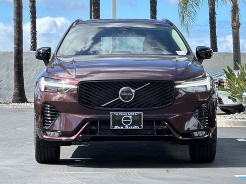 New 2026 Volvo XC60 B5 Plus w/ Climate Package image 8