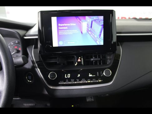 Used 2025 Toyota Corolla LE w/ LE Premium Package FWD image 23