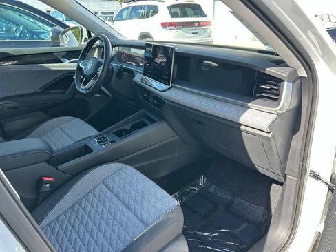 Certified 2026 Volkswagen Tiguan S FWD image 38