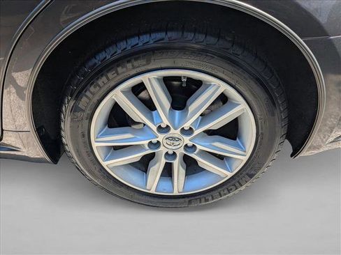 Used 2014 Toyota Avalon XLE image 23