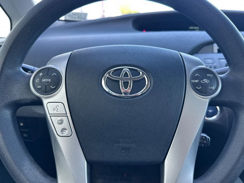 Used 2012 Toyota Prius Plug-In Hybrid image 22