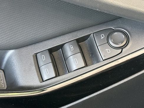Used 2026 Chevrolet Equinox LT w/ Convenience Package II AWD/4WD image 13
