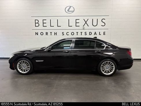 Used 2015 BMW 750Li RWD image 7