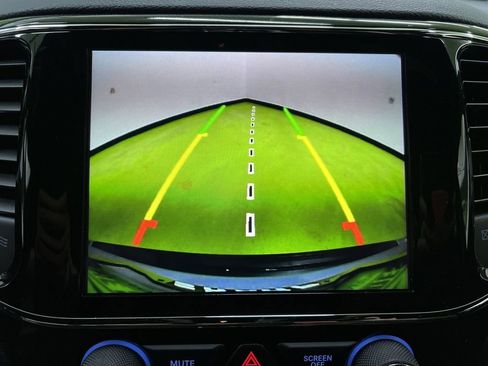 Used 2020 Jeep Grand Cherokee Altitude AWD/4WD image 22