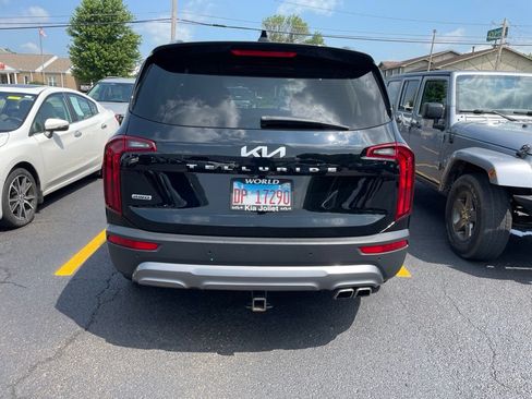 Used 2022 Kia Telluride S AWD/4WD image 3