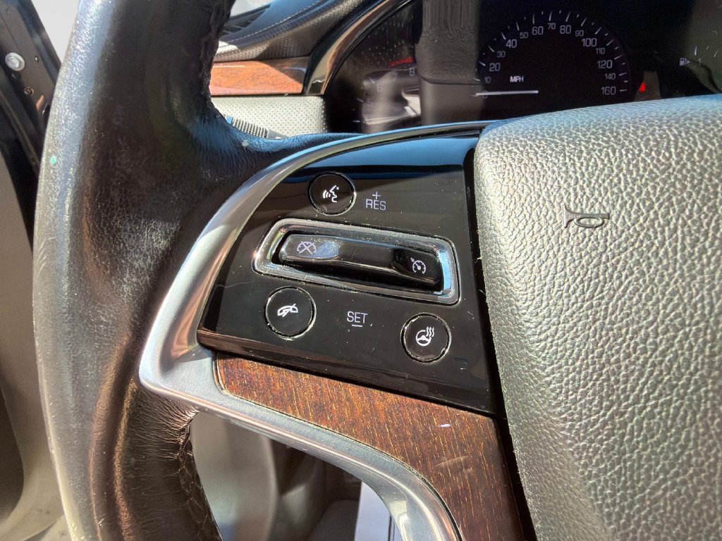 Used 2013 Cadillac XTS Luxury FWD image 29