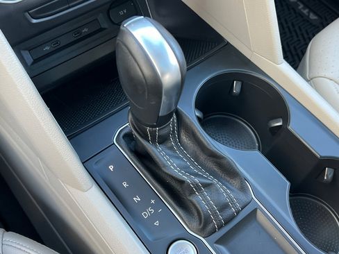 Used 2021 Volkswagen Atlas SE image 22