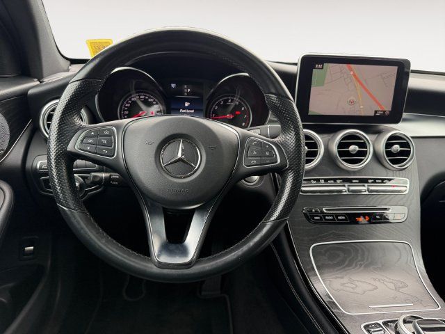 Used 2018 Mercedes-Benz GLC 300 4MATIC image 17