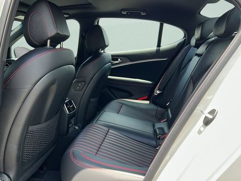 Used 2026 Genesis G70 3.3T Sport Prestige RWD image 9