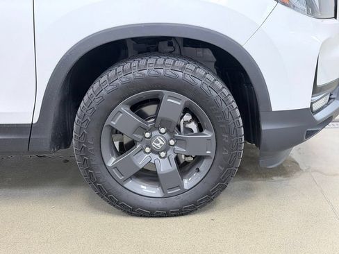 Used 2023 Honda Ridgeline RTL-E image 4
