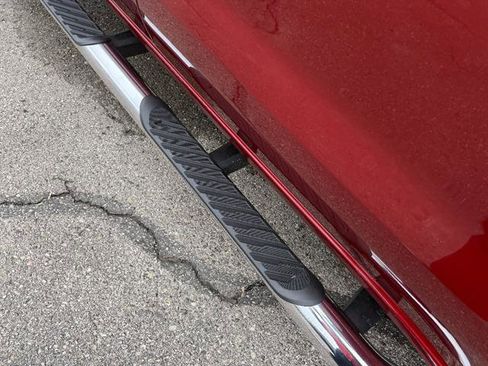 Used 2023 Chevrolet Silverado 1500 LT w/ Z71 Off-Road Package AWD/4WD image 14