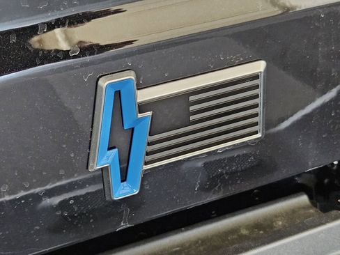 New 2025 Ford F150 Lightning XLT AWD/4WD image 19