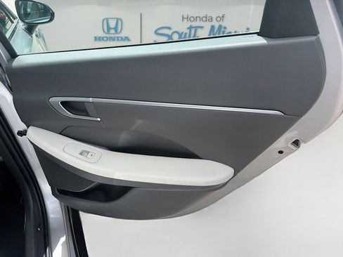 Used 2025 Hyundai Sonata SEL image 29