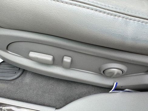 Used 2016 Buick Enclave Leather w/ Trailering Package image 17