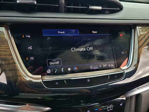 Used 2021 Cadillac XT6 Premium Luxury FWD image 25