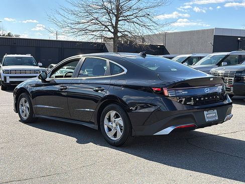 Certified 2025 Hyundai Sonata SE image 4