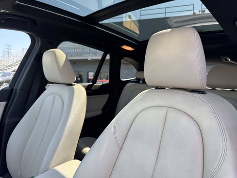 Used 2019 BMW X1 sDrive28i FWD image 23