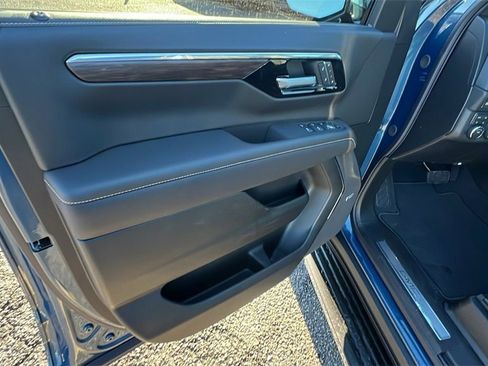 New 2026 Chevrolet Tahoe Premier w/ Sun And Tow Package image 11