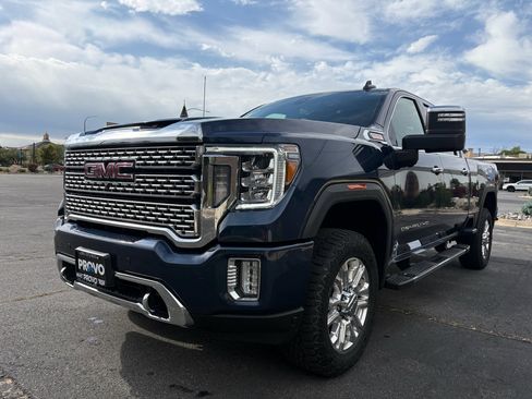 Used 2021 GMC Sierra 3500 Denali w/ Denali Ultimate Package AWD/4WD image 12