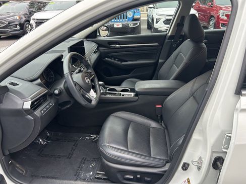 Used 2023 Nissan Altima 2.5 SL AWD/4WD image 12