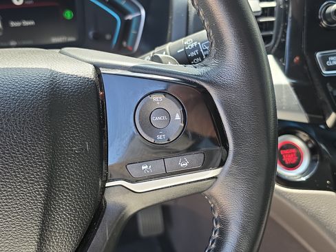 Used 2021 Honda Odyssey Touring image 32