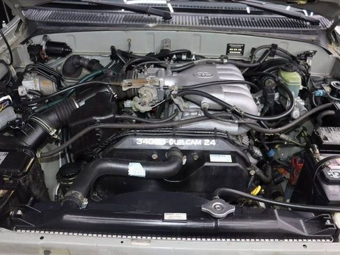 Used 1999 Toyota 4Runner SR5 AWD/4WD image 5