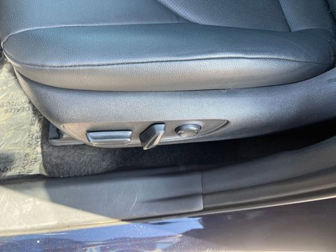 Used 2025 Toyota Grand Highlander FWD image 24