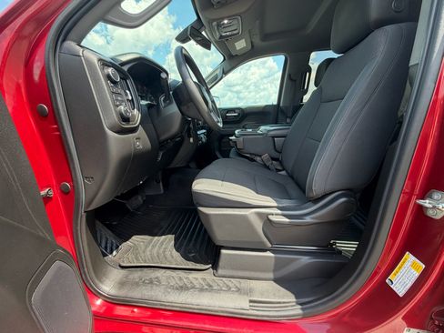 Used 2020 Chevrolet Silverado 1500 Custom Trail Boss w/ Custom Convenience Package AWD/4WD image 10