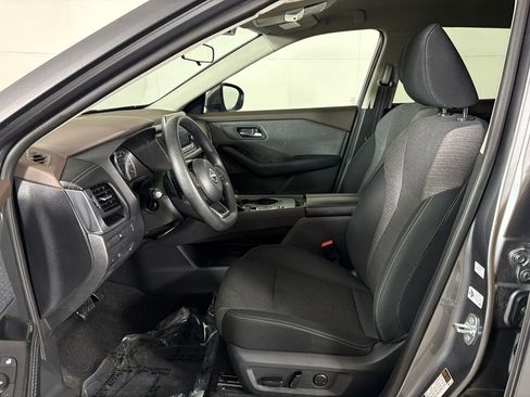 Used 2023 Nissan Rogue SV FWD image 16