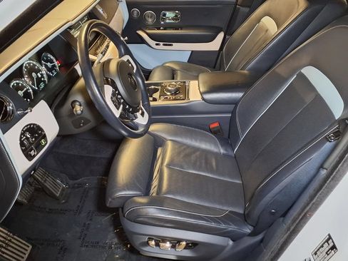 Used 2023 Rolls-Royce Cullinan AWD/4WD image 13