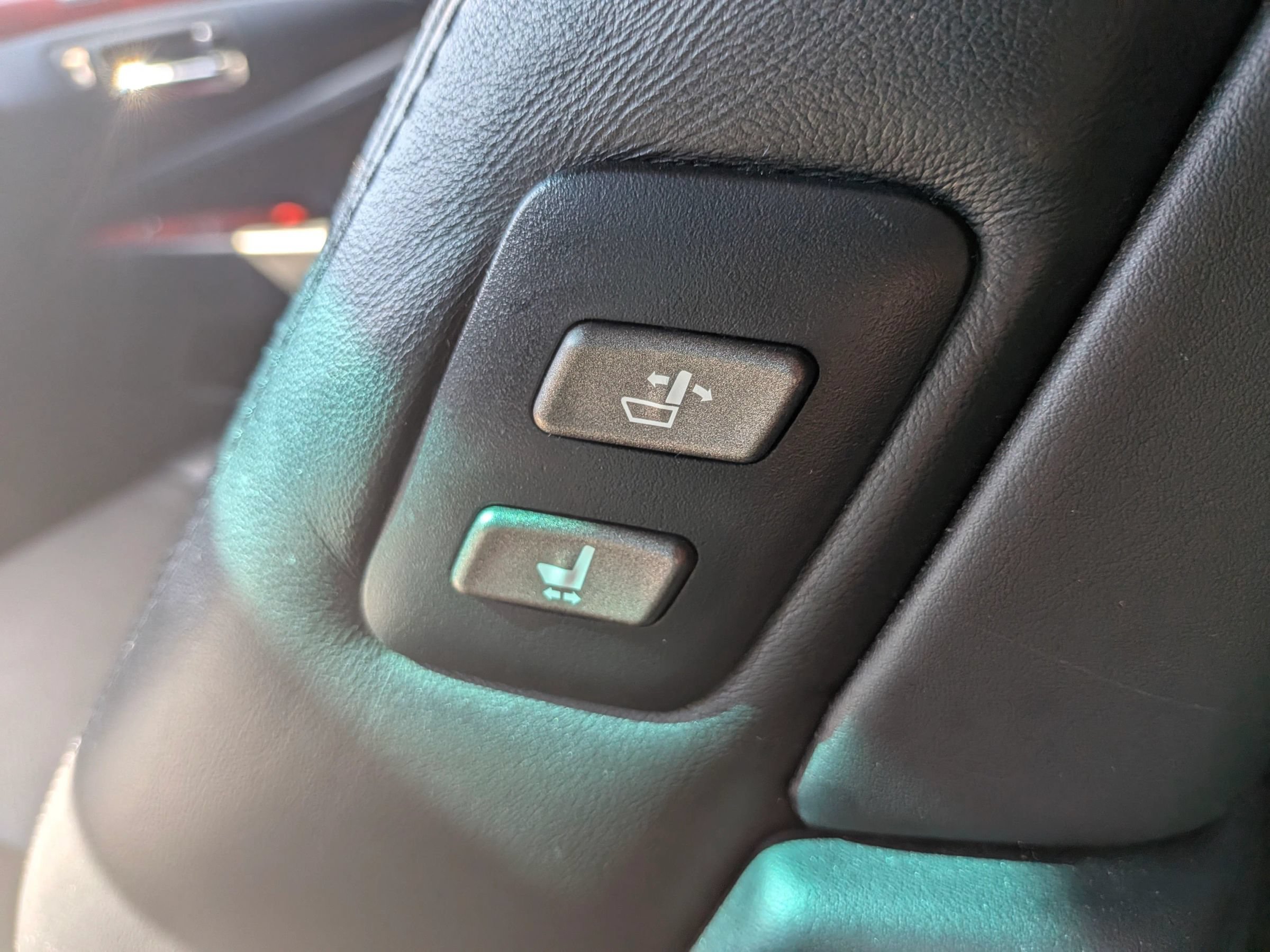 Used 2012 Lexus LS 460 AWD w/ Comfort Pkg image 31
