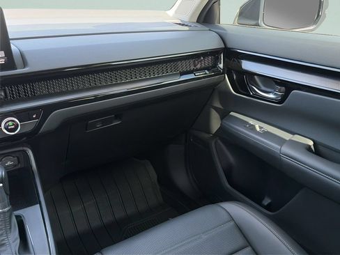 Used 2025 Honda CR-V EX-L image 17