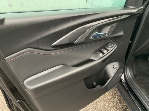 Used 2022 Chevrolet TrailBlazer RS w/ Sun and Liftgate Package image 21