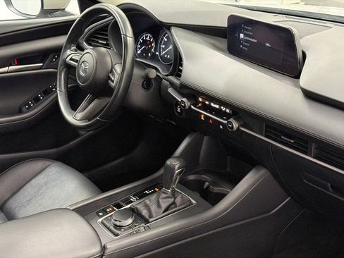 Used 2023 MAZDA MAZDA3 s image 8