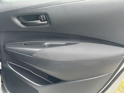 Used 2023 Toyota Corolla LE FWD image 16