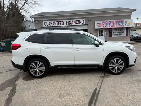 Used 2019 Subaru Ascent Limited w/ Popular Package #2A image 8