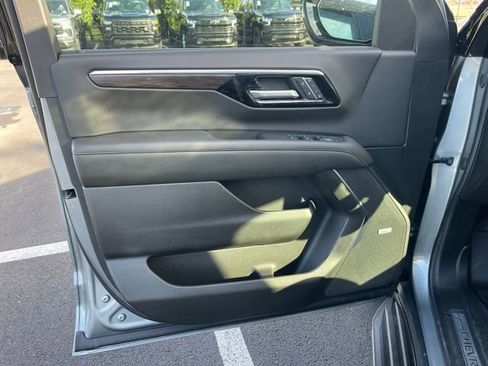 New 2025 Chevrolet Tahoe Premier image 17