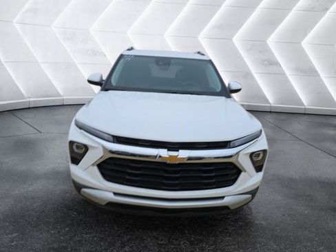 New 2026 Chevrolet TrailBlazer LT w/ Driver Confidence Package FWD image 2