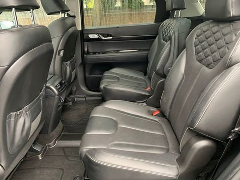 Used 2021 Hyundai Palisade Limited w/ Winter Package image 19