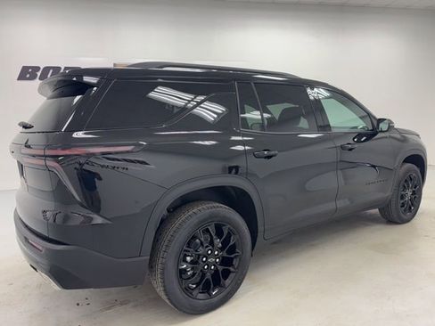 New 2026 Chevrolet Traverse LT w/ Midnight/Sport Edition image 5