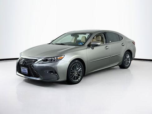 Used 2018 Lexus ES 350 w/ Navigation System Package FWD image 1