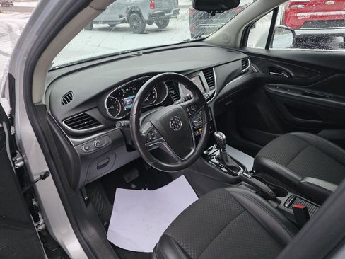 Used 2021 Buick Encore Preferred w/ Safety Package image 12
