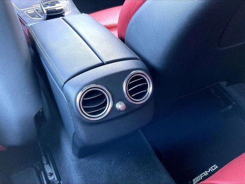 Used 2017 Mercedes-Benz C 300 Coupe image 32