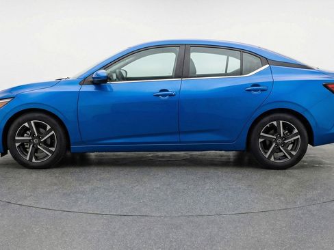 Used 2025 Nissan Sentra SV FWD image 5
