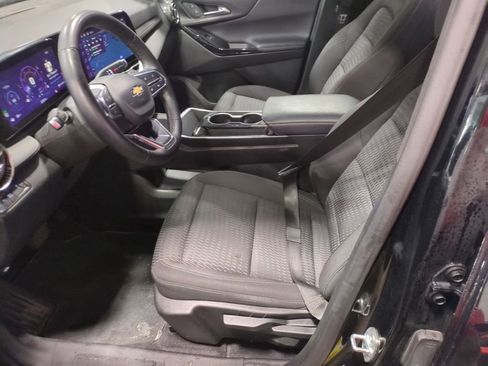 Used 2025 Chevrolet Equinox LT image 14