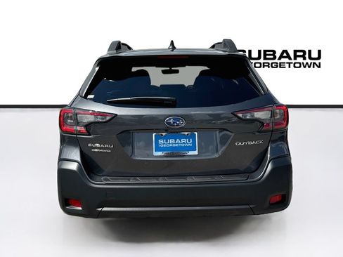 Used 2025 Subaru Outback Premium AWD/4WD image 6