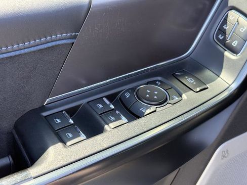 Certified 2026 Ford F250 Platinum image 16