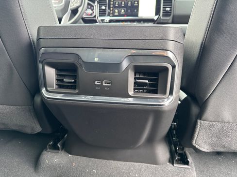 Used 2026 GMC Sierra 1500 Elevation w/ Preferred Package AWD/4WD image 19